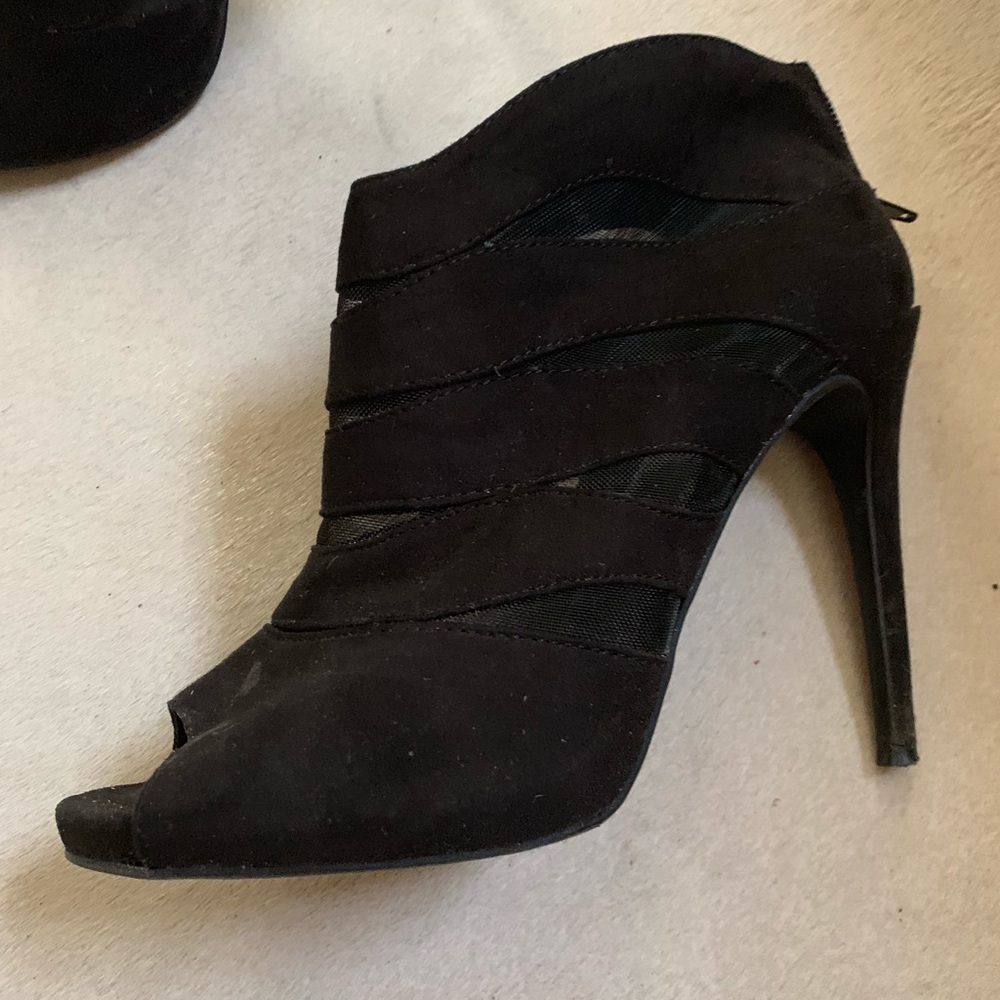Nine West stiletto open-toed booties